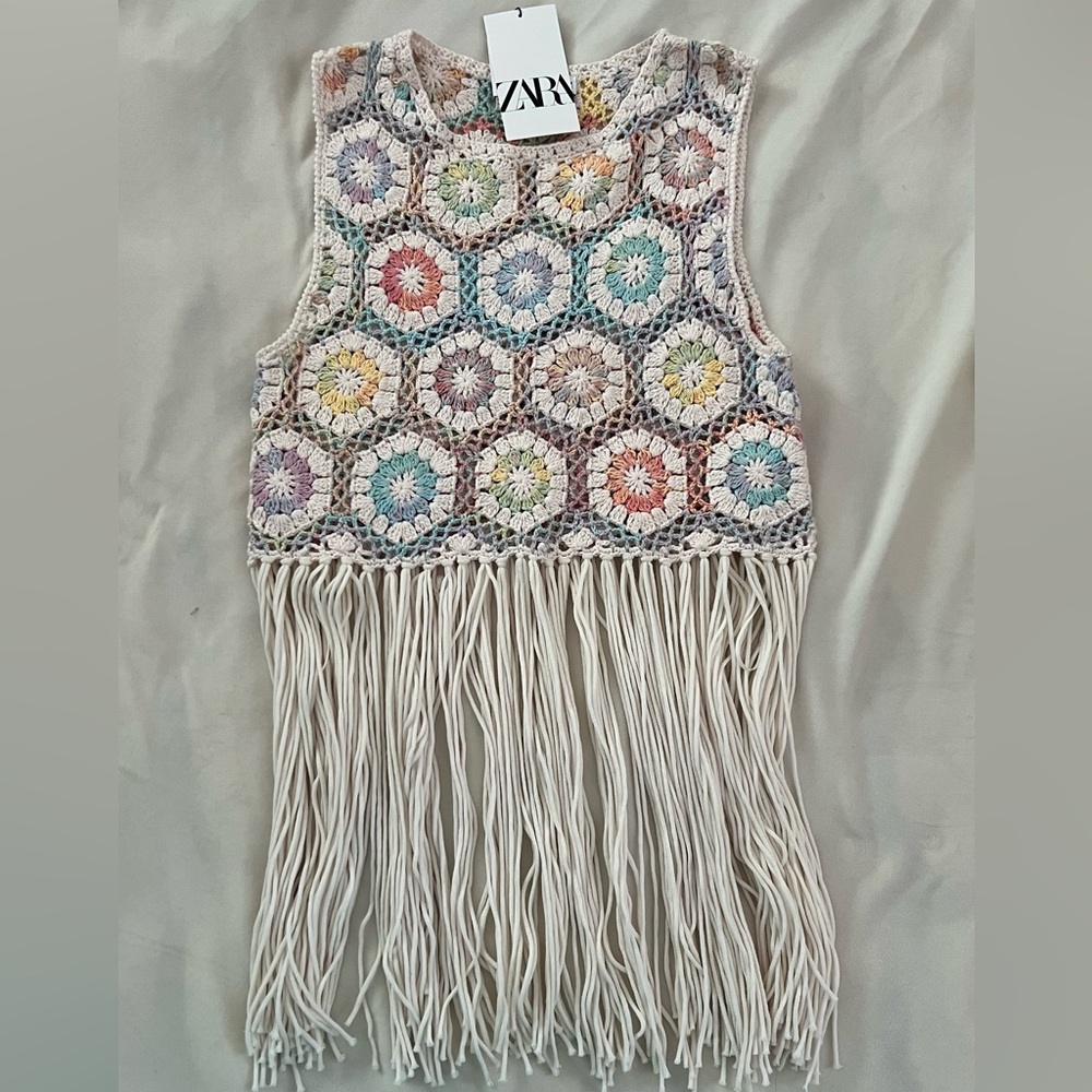 Crop crochet fringe Zara top